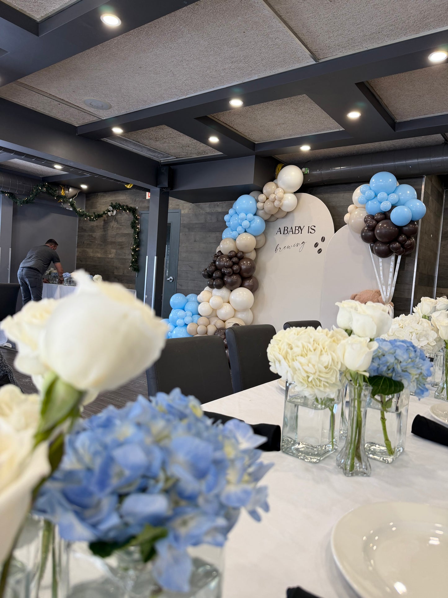 Baby Shower Balloon Backdrop “A Baby Is Brewing”