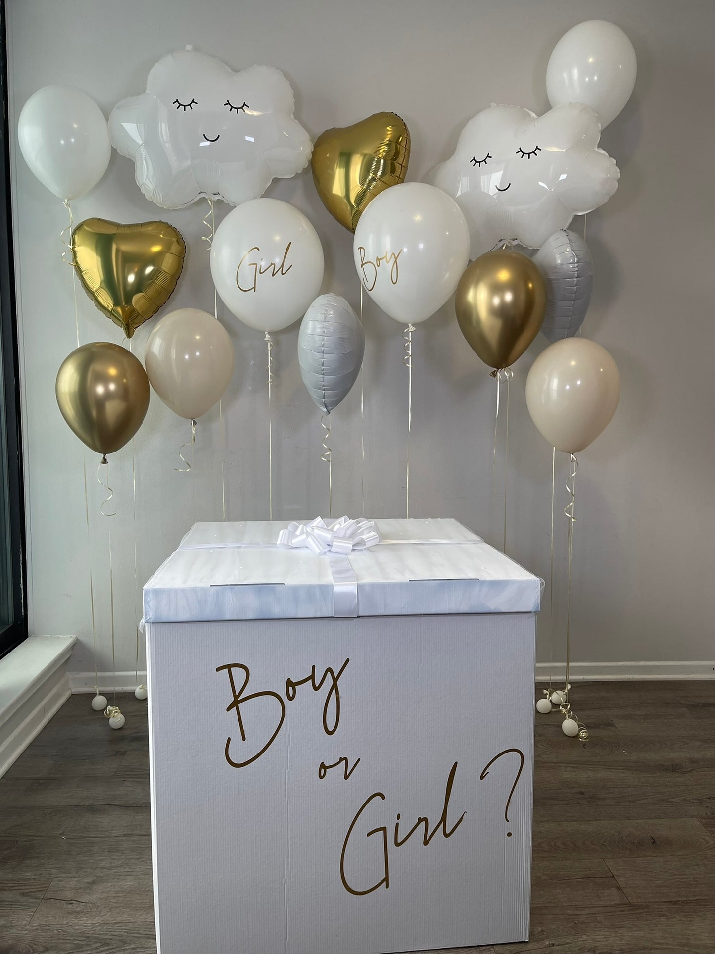 Helium bouquet 6 Gender reveal Box