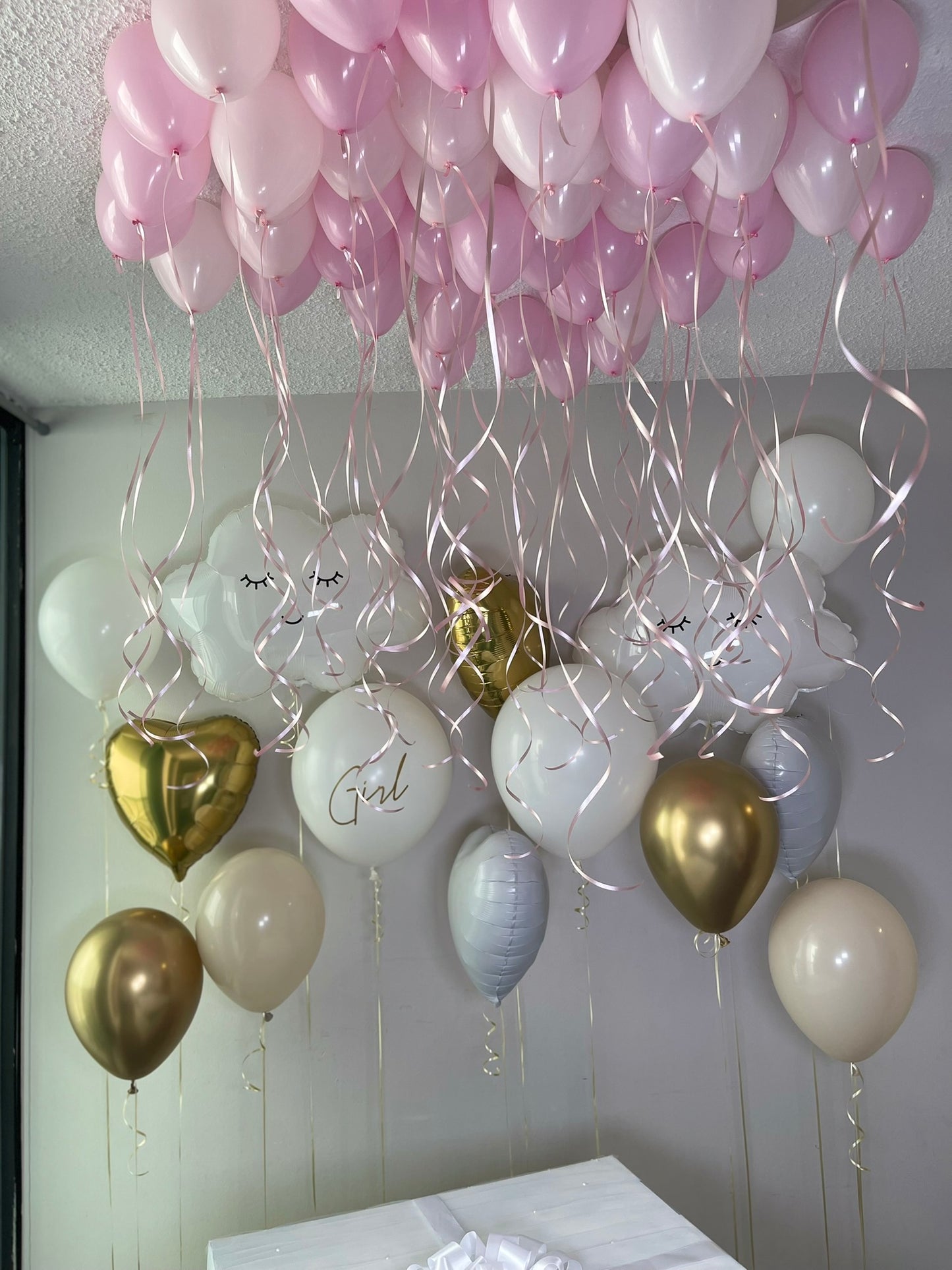 Helium bouquet 6 Gender reveal Box