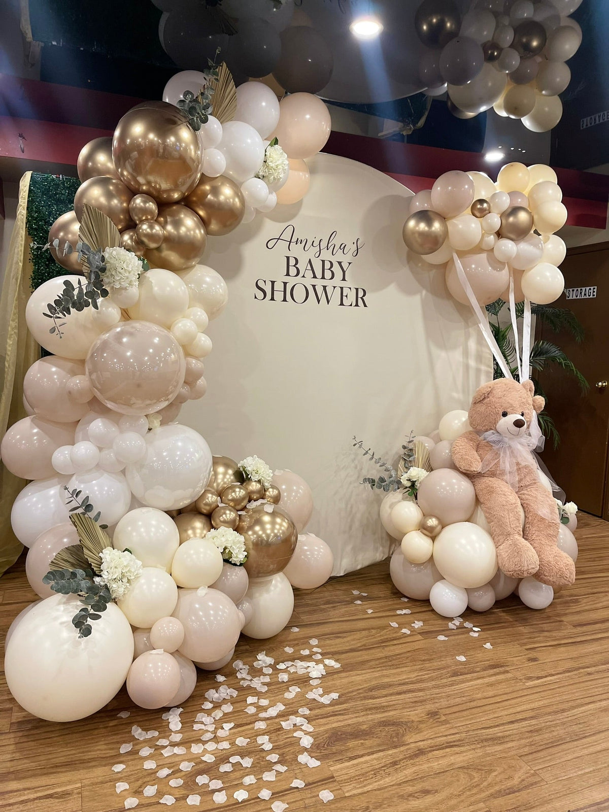 Baby Shower balloon backdrops in Ottawa