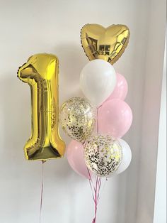 Helium balloon bouquet for birthday Gold heart