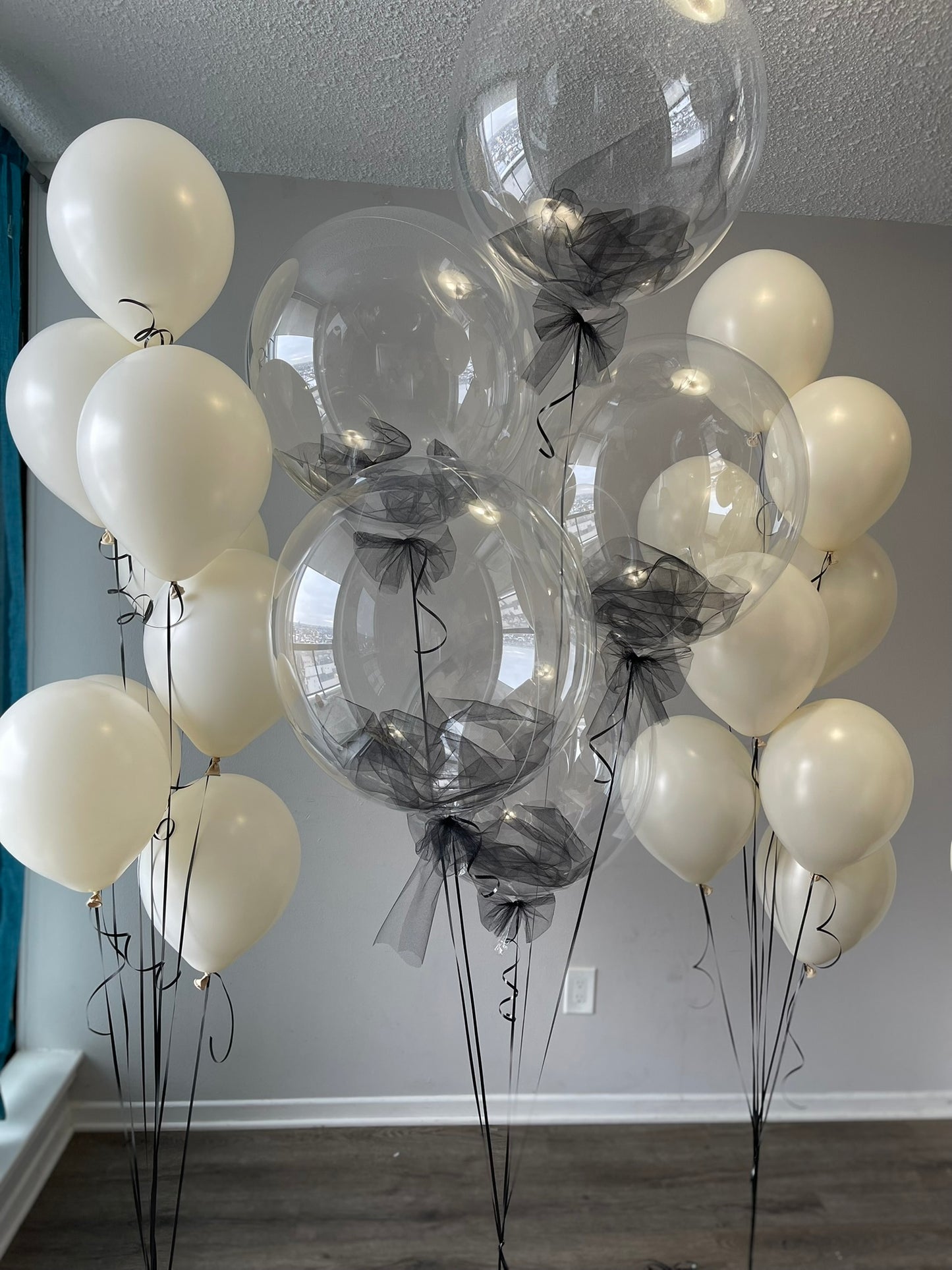 Helium balloon bouquet for woman 09 Nude+ large clear balloons