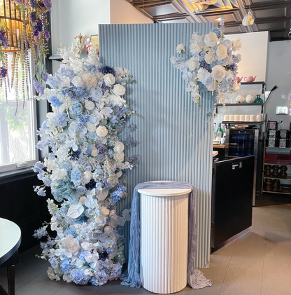 Rippled Pedestal Stand | Rental